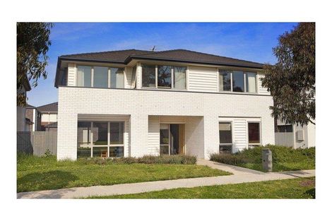 Property photo of 20 Cade Way Parkville VIC 3052