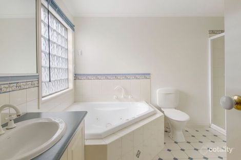 Property photo of 17 Huntingtower Crescent Langwarrin VIC 3910