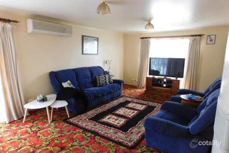 Property photo of 34 Hampshire Crescent Shepparton VIC 3630
