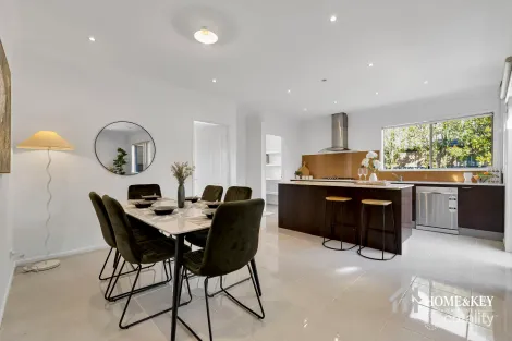 Property photo of 20 Falls Avenue Craigieburn VIC 3064