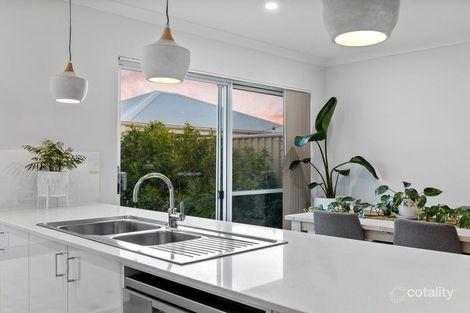 Property photo of 16 Garnet Lane Eglinton WA 6034