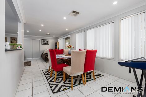 Property photo of 22 Valleyfield Court Wattle Grove NSW 2173