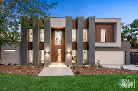 6 Williamson St, Berwick, VIC 3806