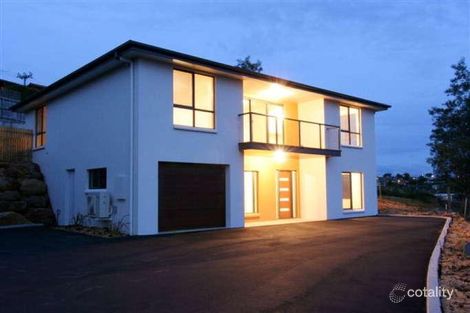 24 Roberts Cres, Newnham, TAS 7248