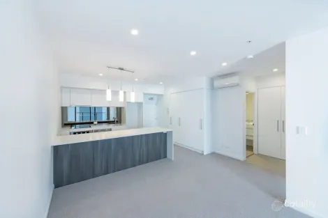 Property photo of 20609/300 Old Cleveland Road Coorparoo QLD 4151