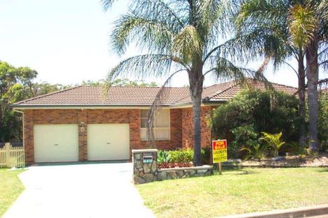 Property photo of 20 Carrabeen Drive Old Bar NSW 2430