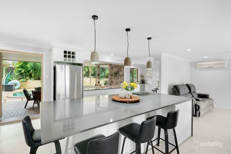Property photo of 6 Pinehurst Place Robina QLD 4226