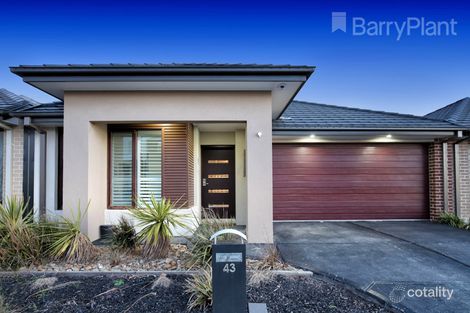 Property photo of 43 Wallflower Close Craigieburn VIC 3064