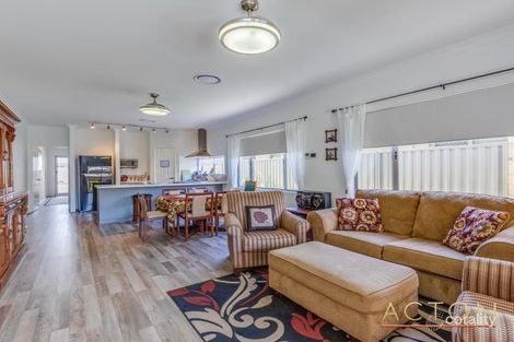 Property photo of 11 Godfrey Way Byford WA 6122