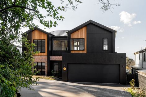 Property photo of 1B Macqueen Street Mount Lofty QLD 4350