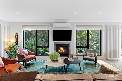 Property photo of 10 Wattle Grove Seaholme VIC 3018