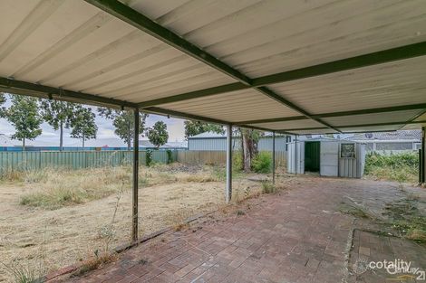 Property photo of 4 Delamere Way Camillo WA 6111