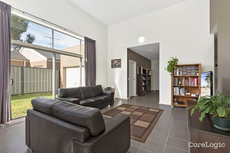 Property photo of 7 Andover Lane Craigieburn VIC 3064