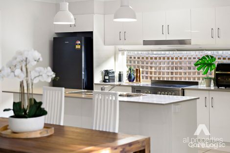 Property photo of 12 Winterpeak Close Yarrabilba QLD 4207