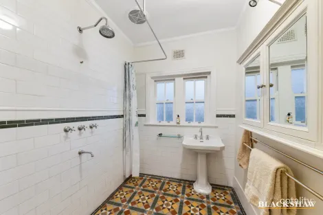Property photo of 49 Anzac Park Reid ACT 2612