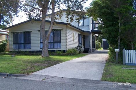 4 Corsair Gr, Inverloch, VIC 3996