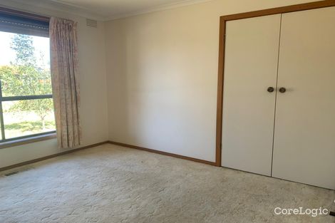 Property photo of 4 Kellaway Crescent Mill Park VIC 3082
