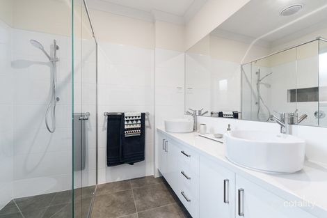 Property photo of 8/5 Simpson Court Mount Martha VIC 3934