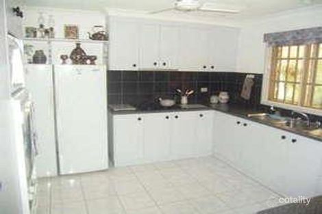 Property photo of 2 Possum Place Gooburrum QLD 4670