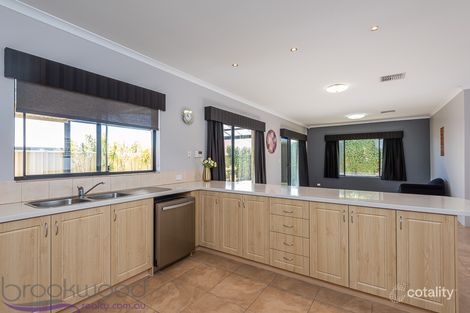 Property photo of 45 Aquarian Drive Jane Brook WA 6056