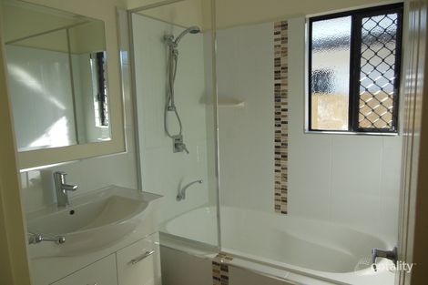 Property photo of 20 Carter Close Smithfield QLD 4878