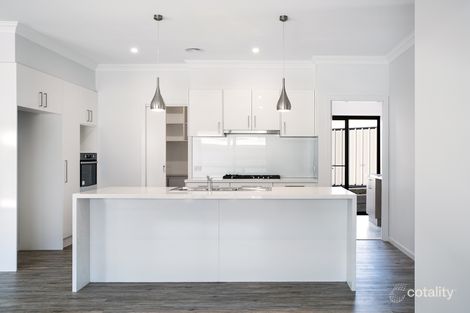 Property photo of 30 McKenzie Way McKenzie Hill VIC 3451