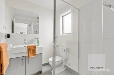 Property photo of 17 Cavender Street Mernda VIC 3754