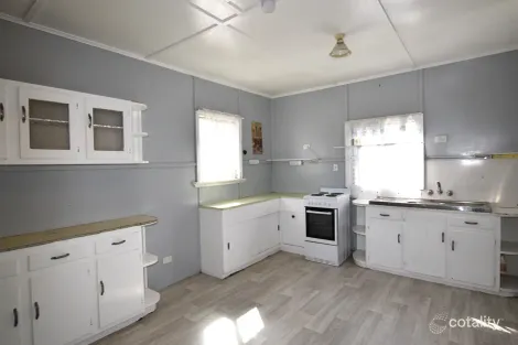 Property photo of 9 Young Street Barney Point QLD 4680