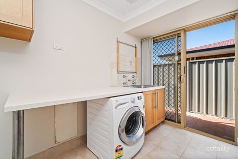 Property photo of 2 Browallia Close Canning Vale WA 6155