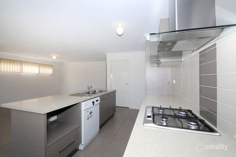 Property photo of 19 Wodalla Circuit Sandhurst VIC 3977