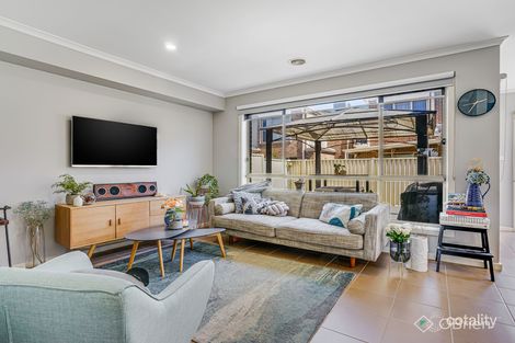 Property photo of 10 David Circuit Hillside VIC 3037