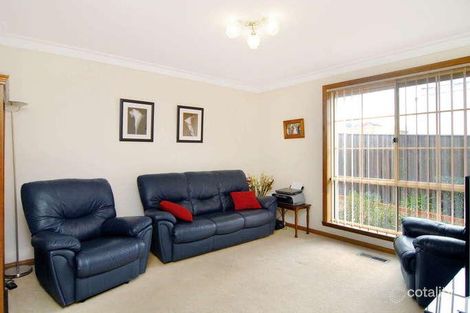 Property photo of 2/139 Grimshaw Street Greensborough VIC 3088