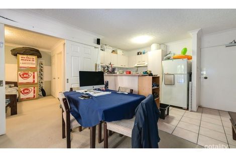 Property photo of 25/11-19 Taylor Street Biggera Waters QLD 4216