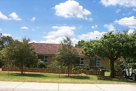 10 Church St, Kelmscott, WA 6111