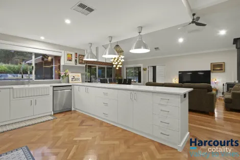 Property photo of 24 Ellendale Drive Lower Chittering WA 6084