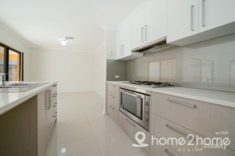 Property photo of 10 Aleppo Street Aubin Grove WA 6164
