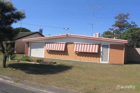 36 Boongala Rd, Broadbeach Waters, QLD 4218