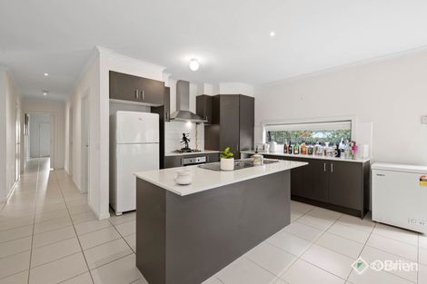 Property photo of 7 Quirk Road Pakenham VIC 3810