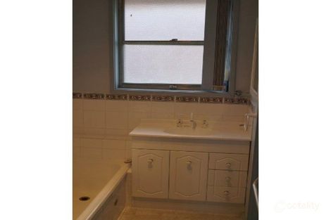 Property photo of 40 Poplar Avenue Shepparton VIC 3630