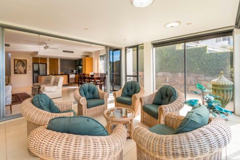 Property photo of 5218 Marine Drive West Hope Island QLD 4212