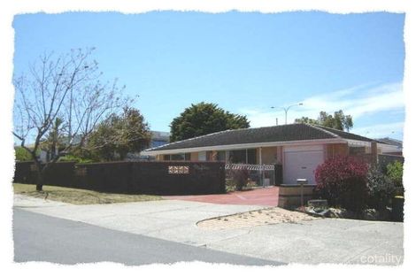 2 Davenport Rd, Booragoon, WA 6154