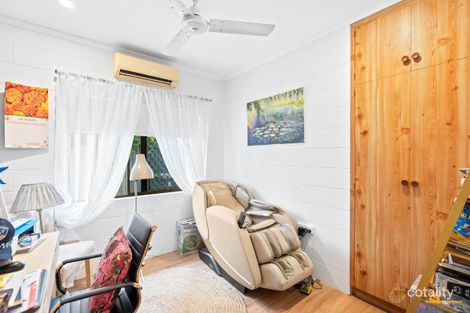 Property photo of 2/253 Pease Street Edge Hill QLD 4870
