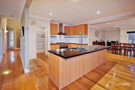 Property photo of 35 Wendover Crescent Hillside VIC 3037