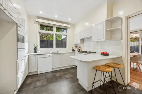 Property photo of 1A Nanoon Close Brighton VIC 3186