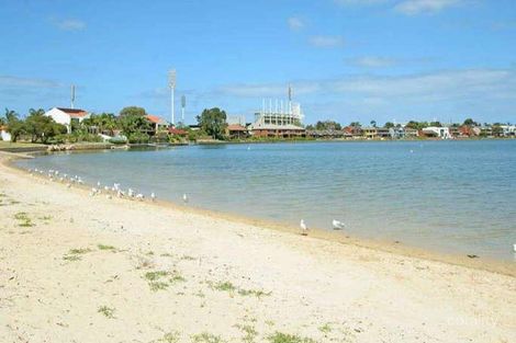 9 Tiranna Way, West Lakes, SA 5021