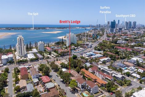 8 Brett Ave, Labrador, QLD 4215