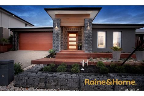 Property photo of 260 Alisma Boulevard Cranbourne North VIC 3977