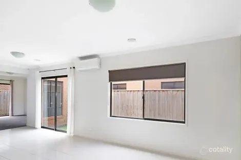 Property photo of 12 Macqueen Street Mernda VIC 3754