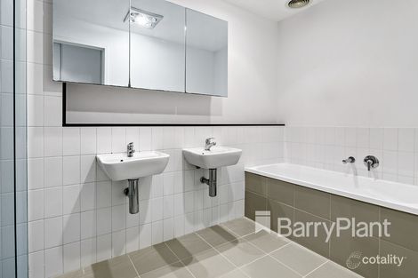 Property photo of 220/66 Mt Alexander Road Travancore VIC 3032
