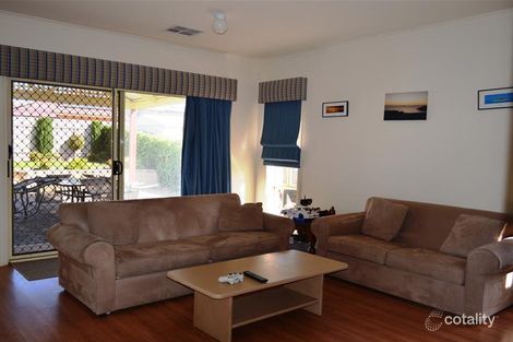 Property photo of 6 Warne Way Craigmore SA 5114